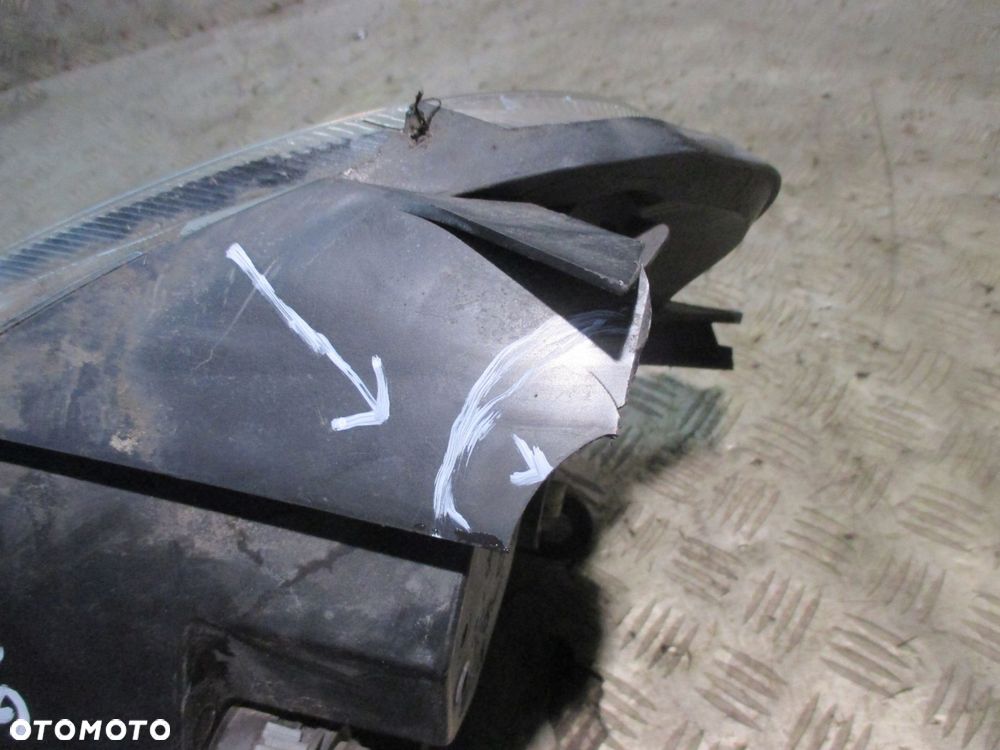 LAMPA PRAWA REFLEKTOR LEWY PRZÓD FIAT GRANDE PUNTO - 5