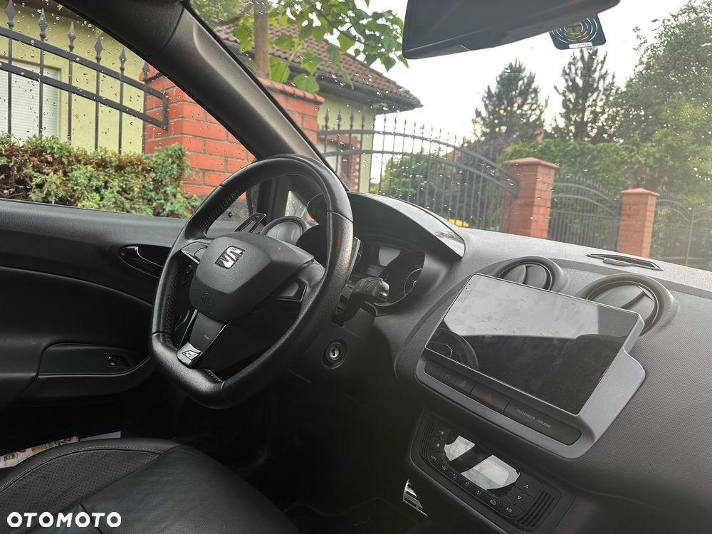 Seat Ibiza SC 1.4 TSI Cupra DSG - 21
