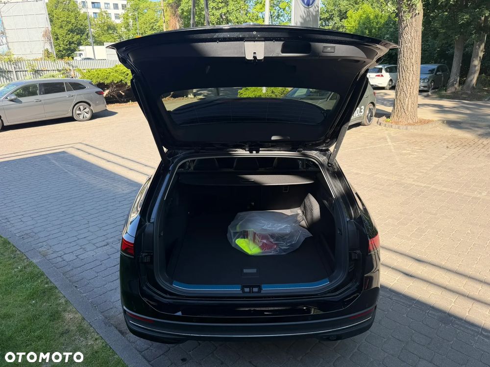 Volkswagen Passat Variant 1.5 TSI ACT mHEV Business Plus DSG - 7