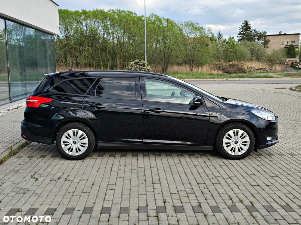 Ford Focus 1.0 EcoBoost Titanium - 9