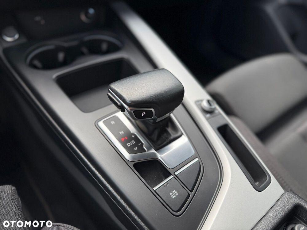 Audi A4 - 24