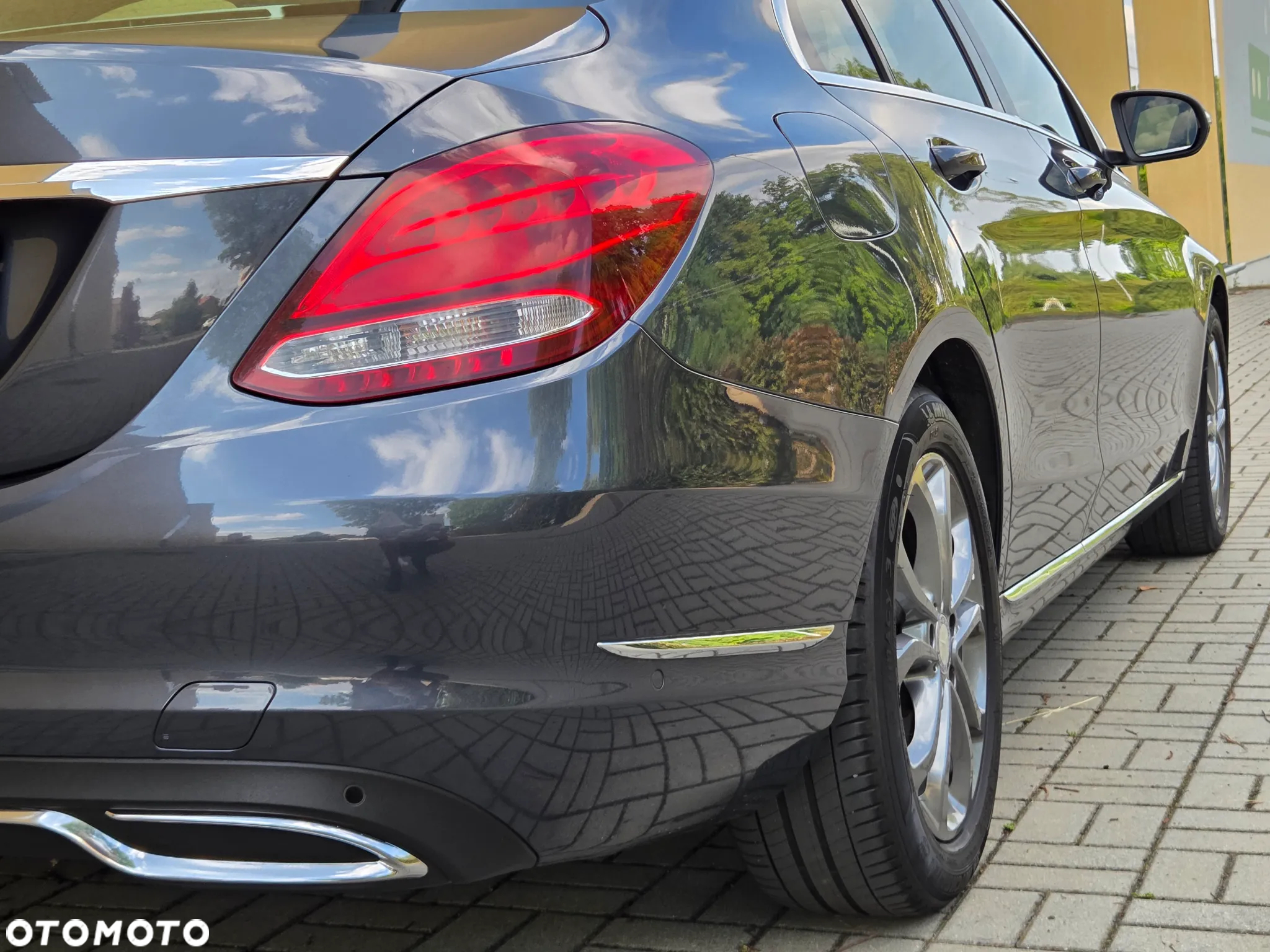 Mercedes-Benz Klasa C 200 - 16