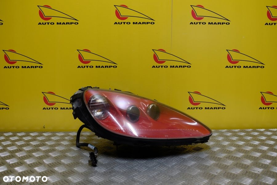 CHEVROLET CORVETTE C6 2005-2006 REFLEKTOR LAMPA XENON R USA - 2
