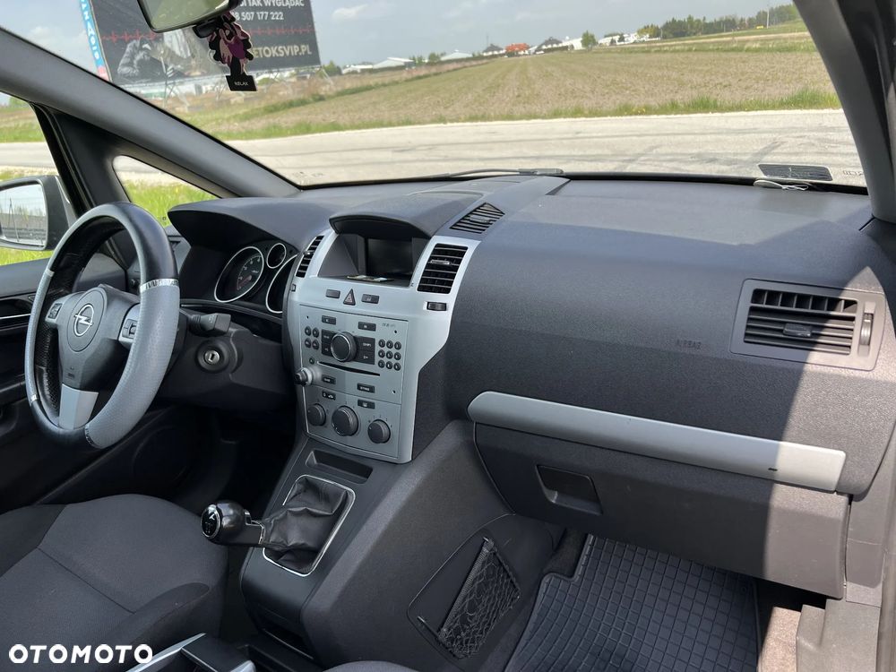 Opel Zafira 1.6 Active - 13