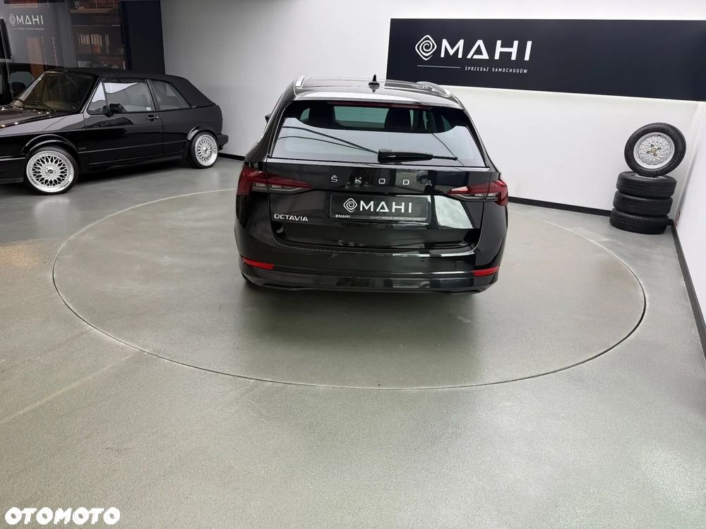 Skoda Octavia 2.0 TDI Ambition DSG - 10