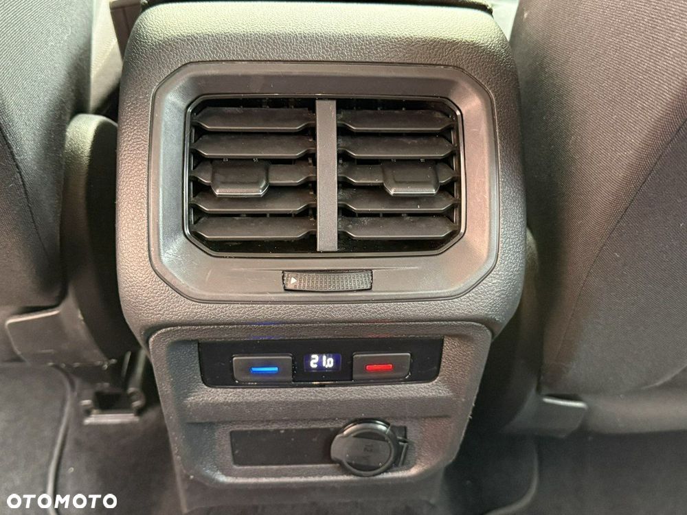 Volkswagen Tiguan Allspace - 17