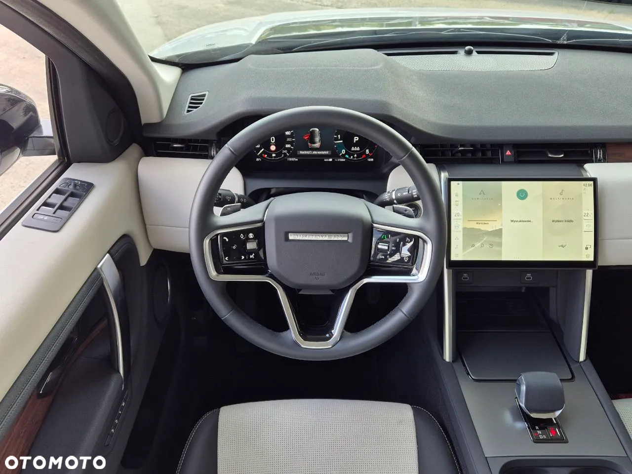 Land Rover Discovery Sport D200 - 13
