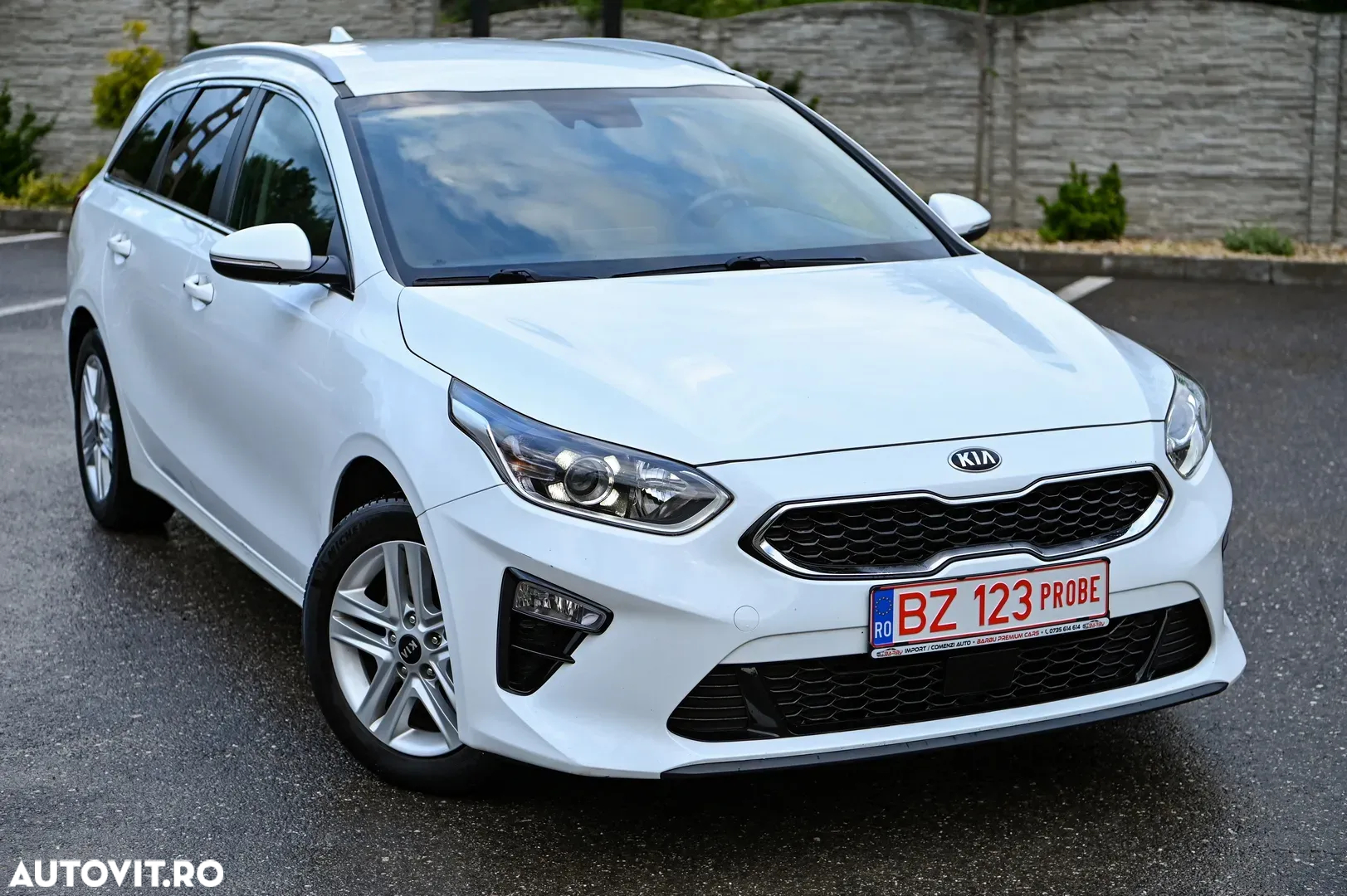 Kia Ceed - 31