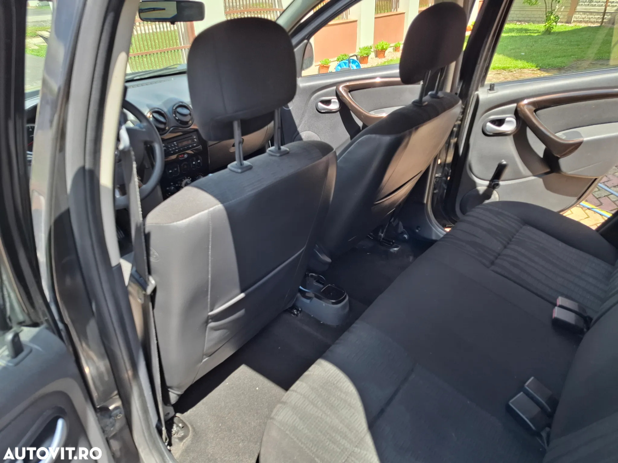Dacia Duster 1.5 dCi 4x2 Ambiance - 6