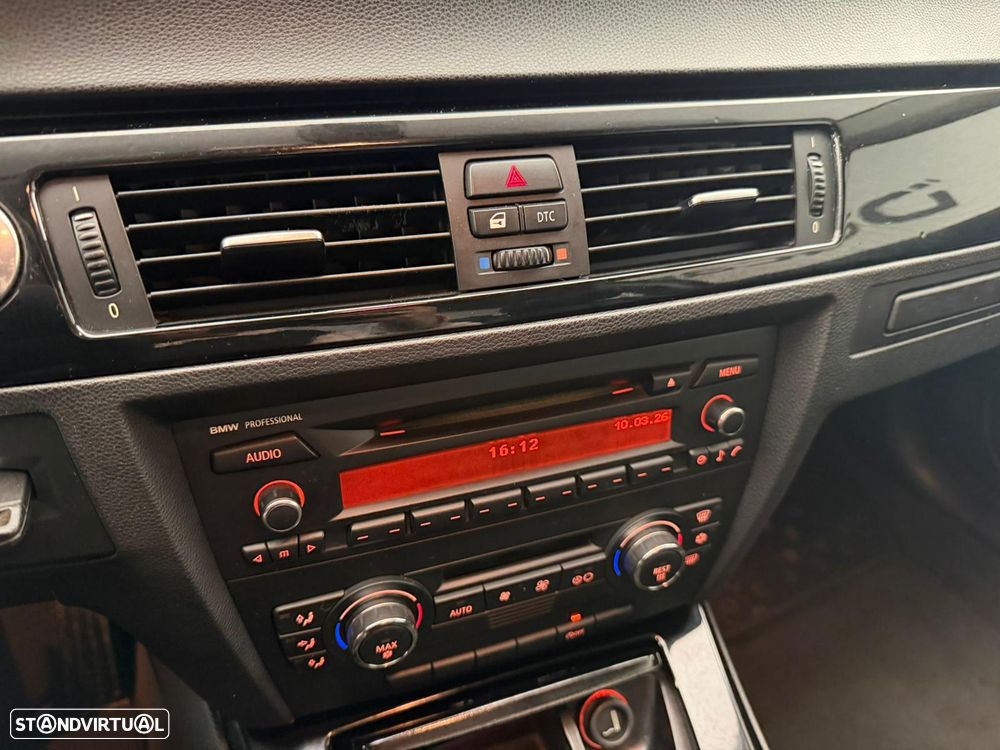 BMW 320 d Coupe - 11