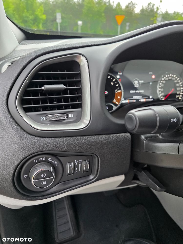 Jeep Renegade 1.6 MultiJet Limited FWD S&S - 29
