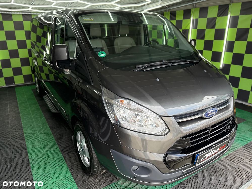 Ford Tourneo Custom 310 L2H1 VA Titanium - 24