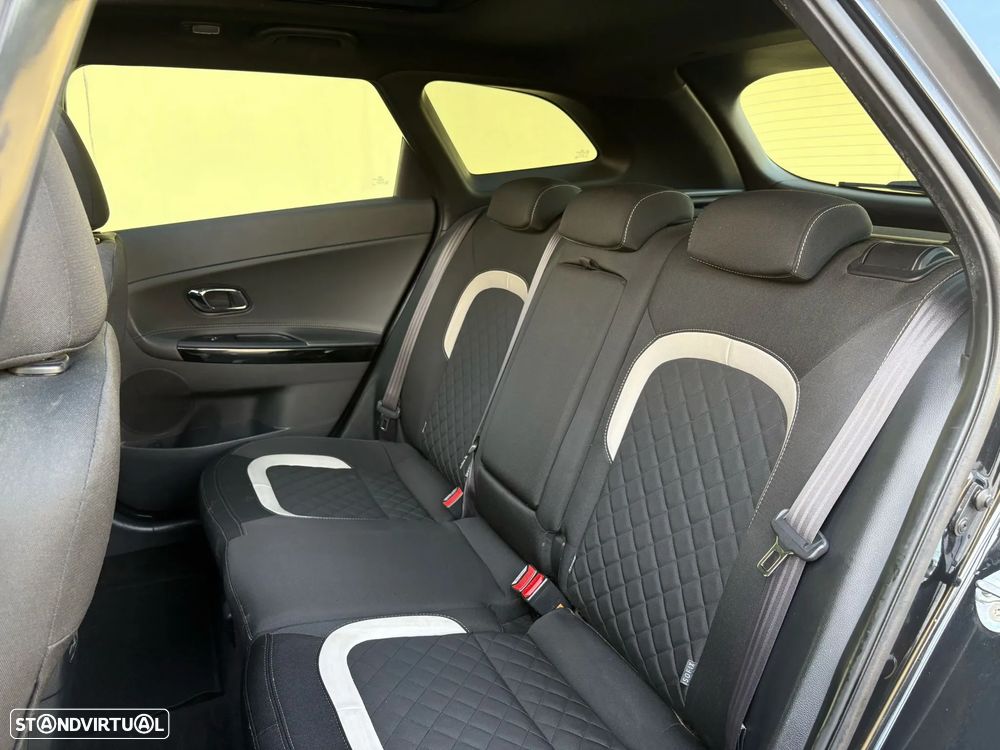 Kia Ceed SW 1.6 CRDi GT Line - 14