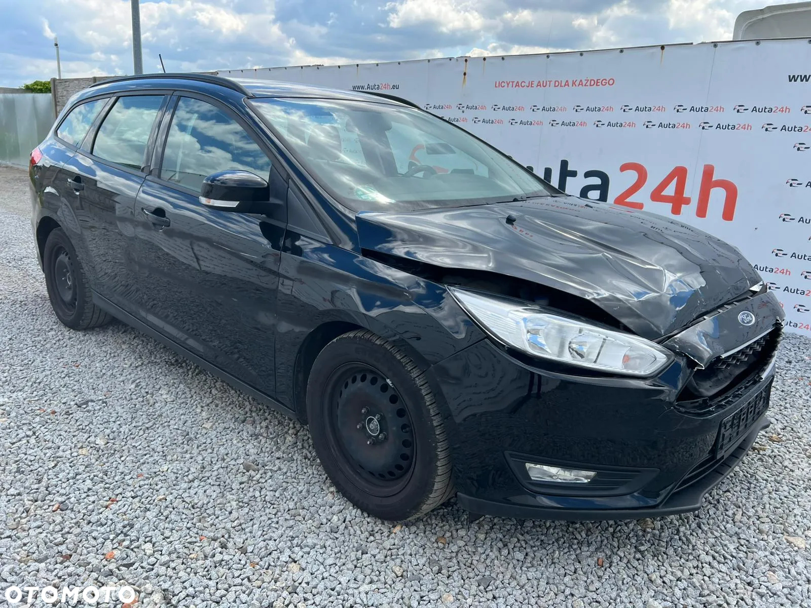 Ford Focus Turnier 1.5 EcoBlue Start-Stopp-System ACTIVE - 2