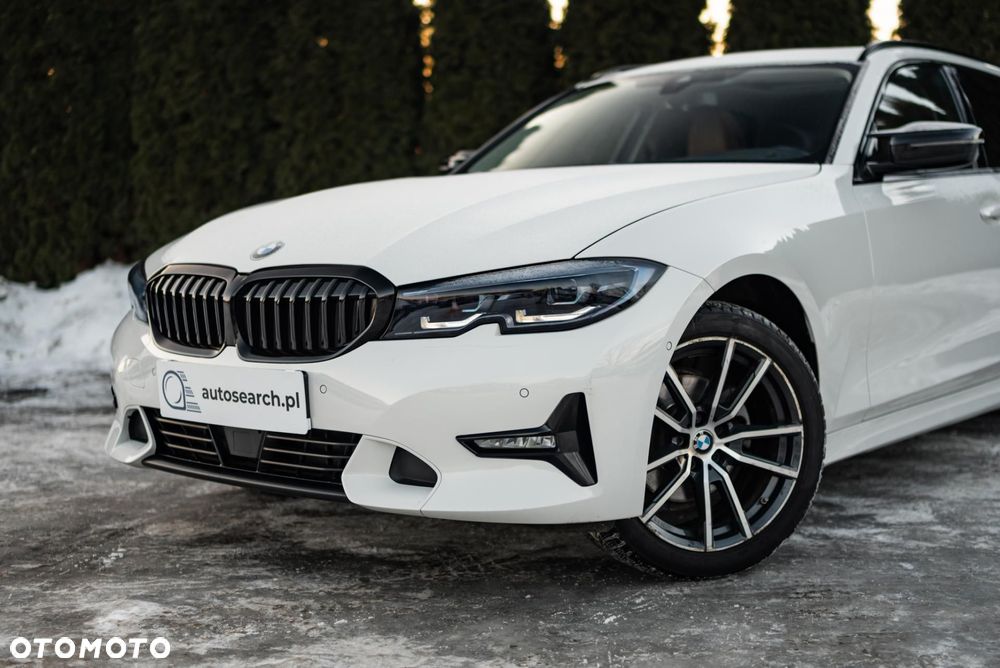 BMW Seria 3 320d Luxury Line - 39