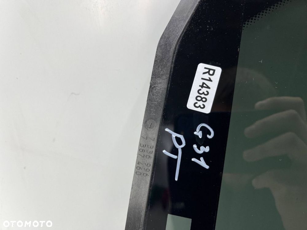Szyba boczna BMW 5 G31 kombi 17-24r. prawa tylna w drzwi trójkąt ciemna przyciemniona fabrycznie - 4