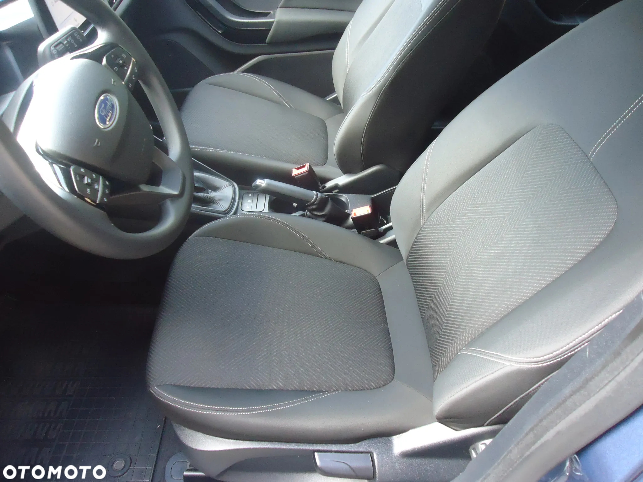 Ford Fiesta 1.1 Trend ASS - 9