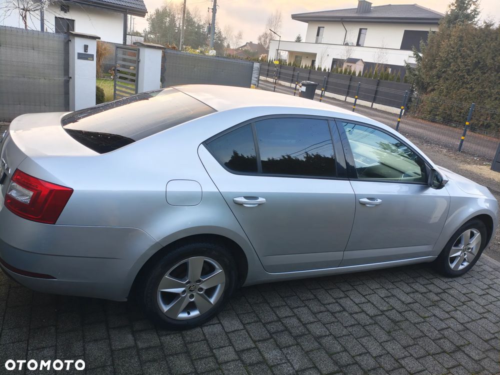 Skoda Octavia 1.6 TDI Style - 4