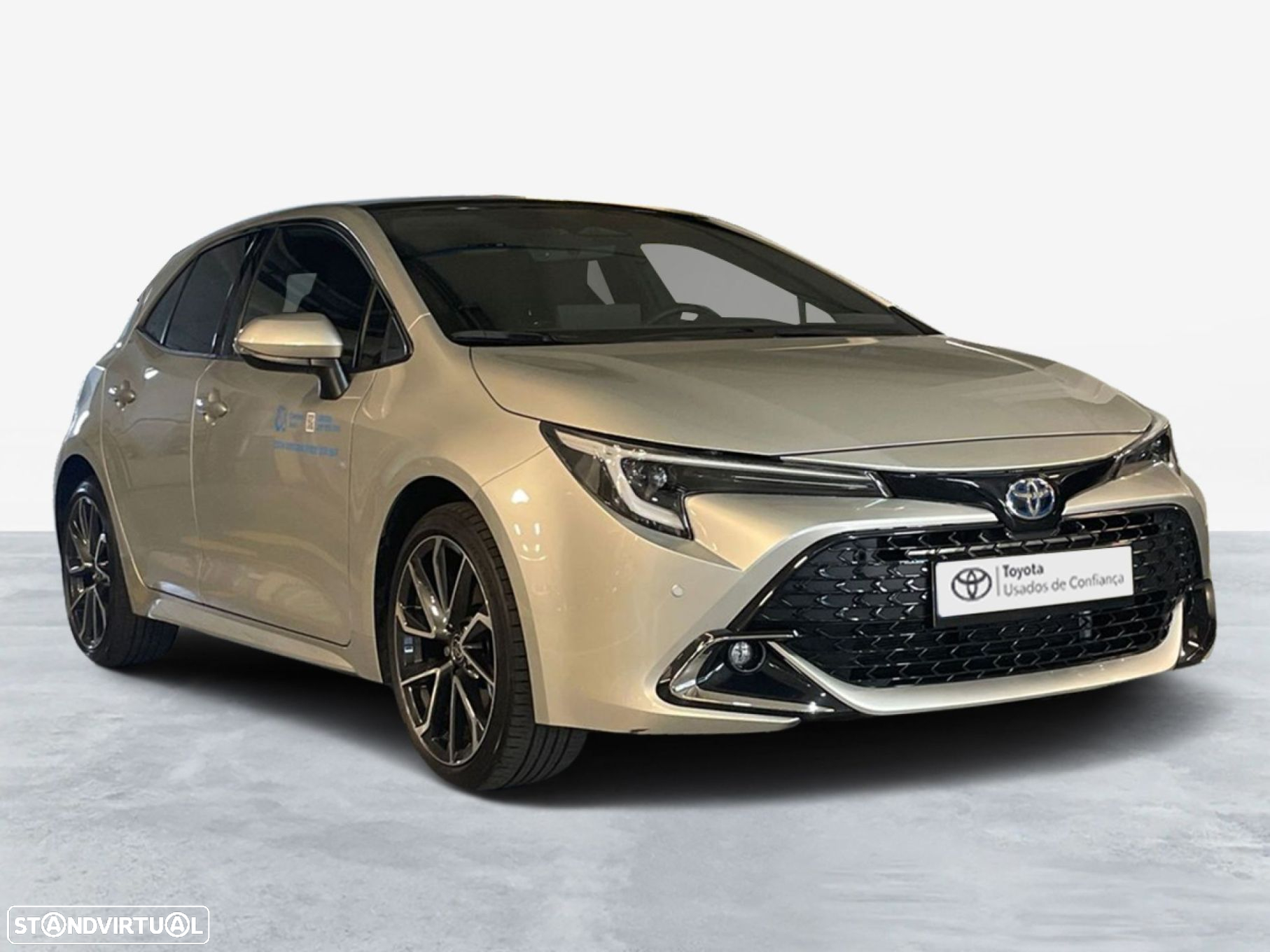 Toyota Corolla 2.0 Hybrid Exclusive - 19