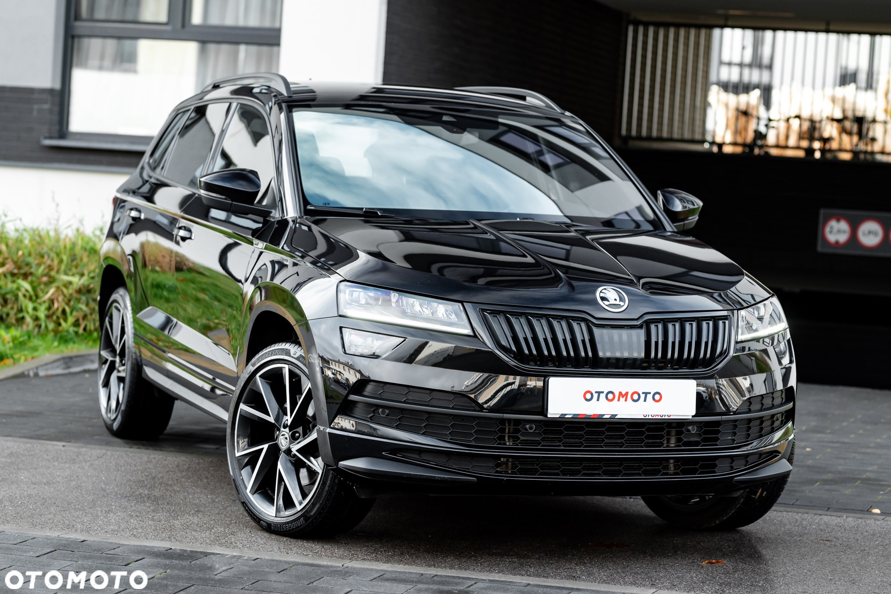 Skoda Karoq 2.0 TSI 4x4 DSG Sportline - 4