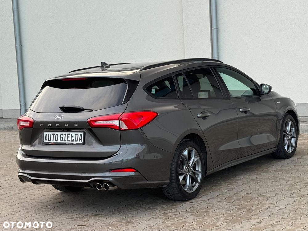 Ford Focus 1.5 EcoBlue Start-Stopp-System ST-LINE STYLE - 18