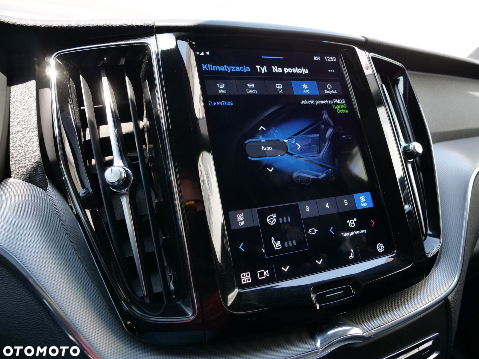 Volvo XC 60 - 26