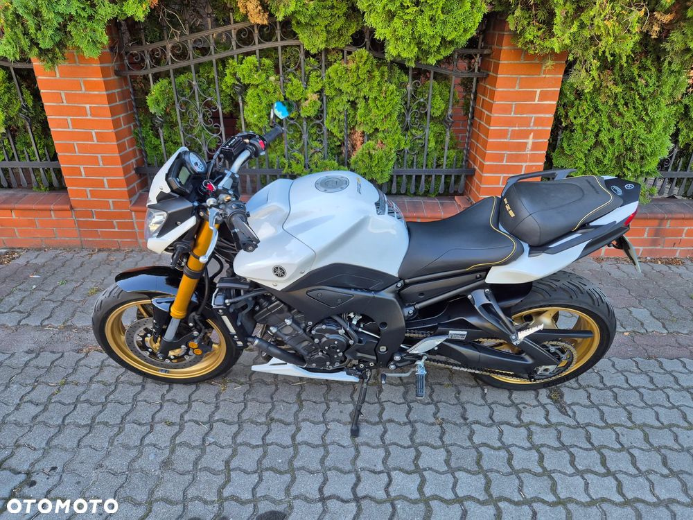 Yamaha FZ8 - 2