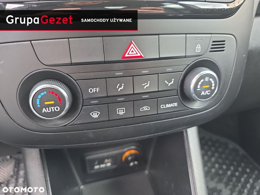 Kia Venga 1.4 L - 24