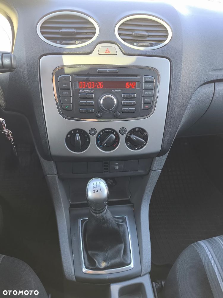 Ford Focus - 17