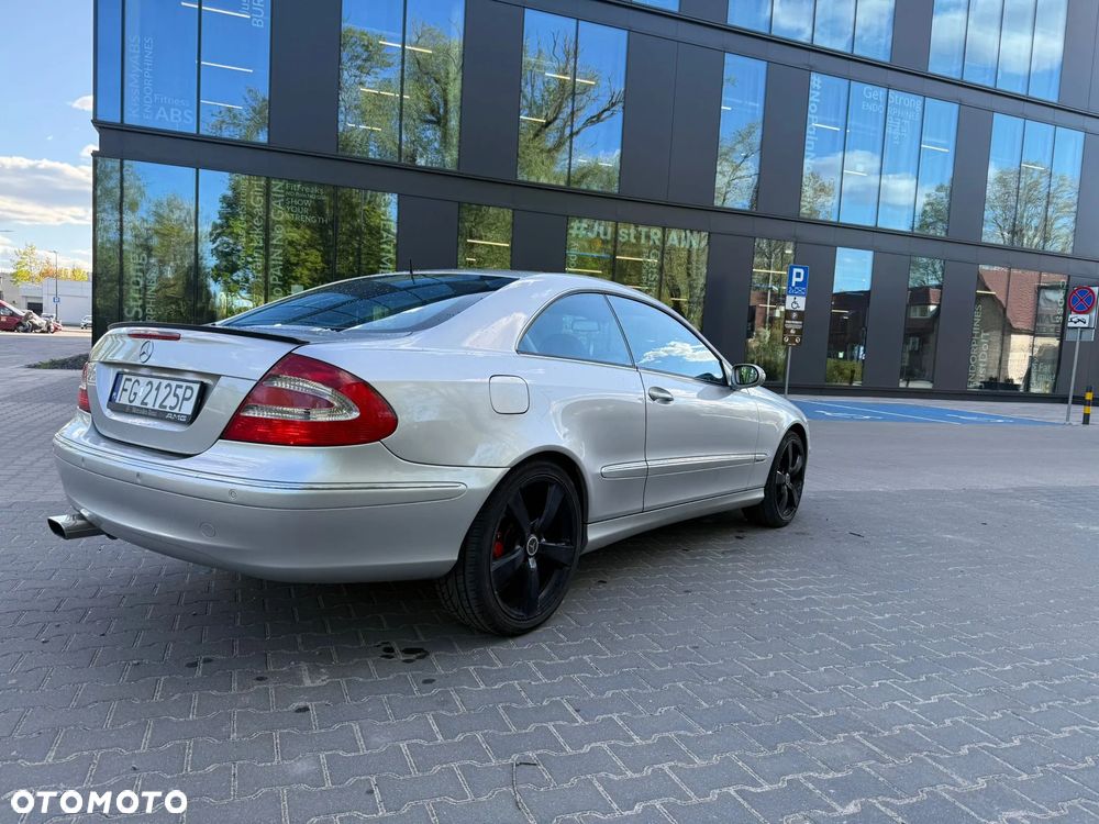 Mercedes-Benz CLK - 5