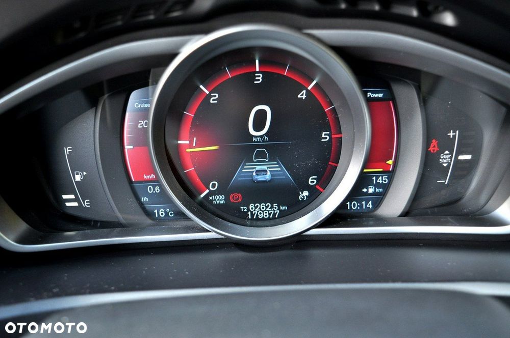 Volvo V40 Cross Country D2 Summum - 19