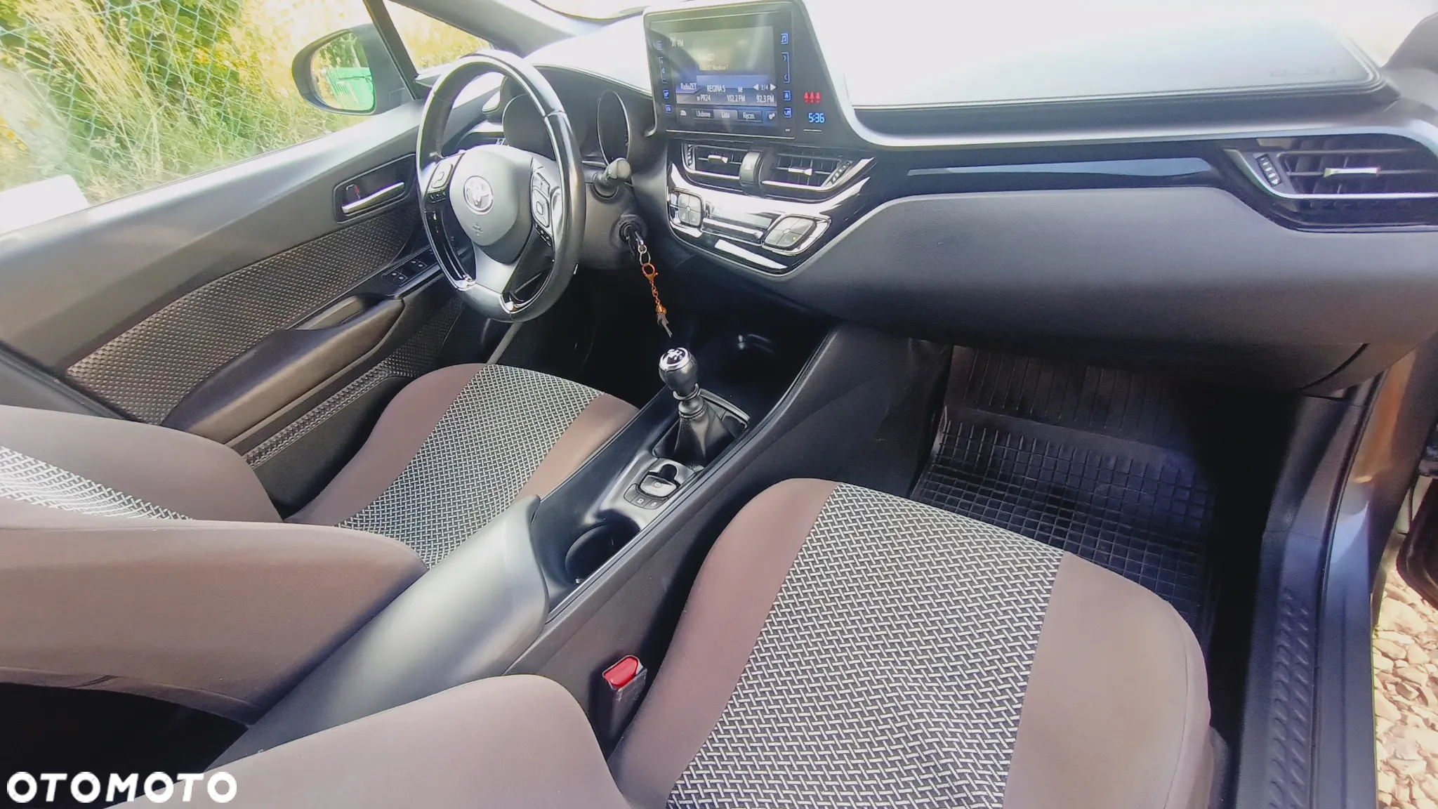 Toyota C-HR 1.2 T Active - 10