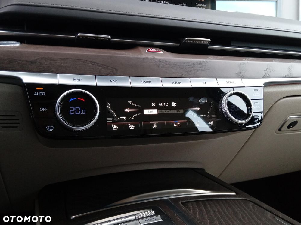 Genesis G80 - 23