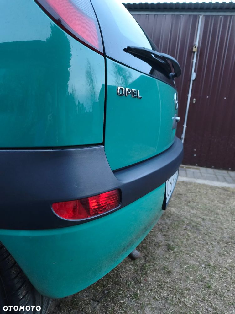 Opel Corsa 1.2 16V Comfort - 11