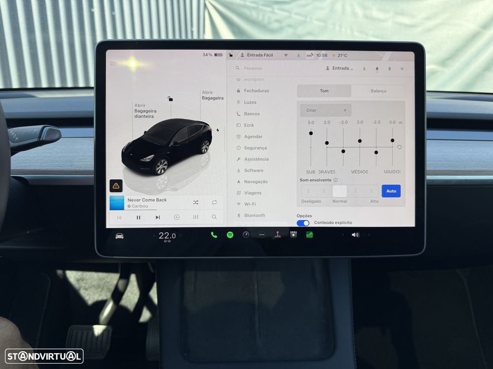 Tesla Model Y - 29