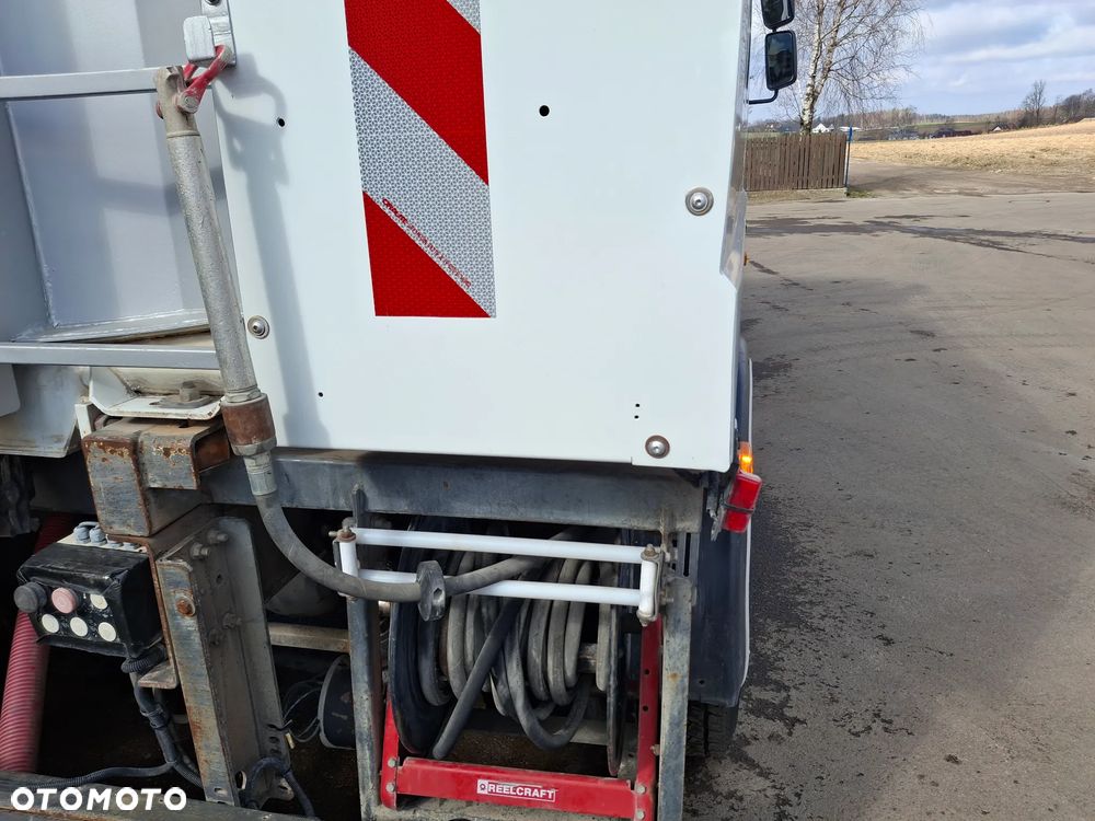Renault Midlum 220 Polewaczka Myjka Karcher Mycie Ulic Myjka Drogowa Podlewanie Mycie Ciśnieniowe Cysterna 2011r Zarejestrowana - 7