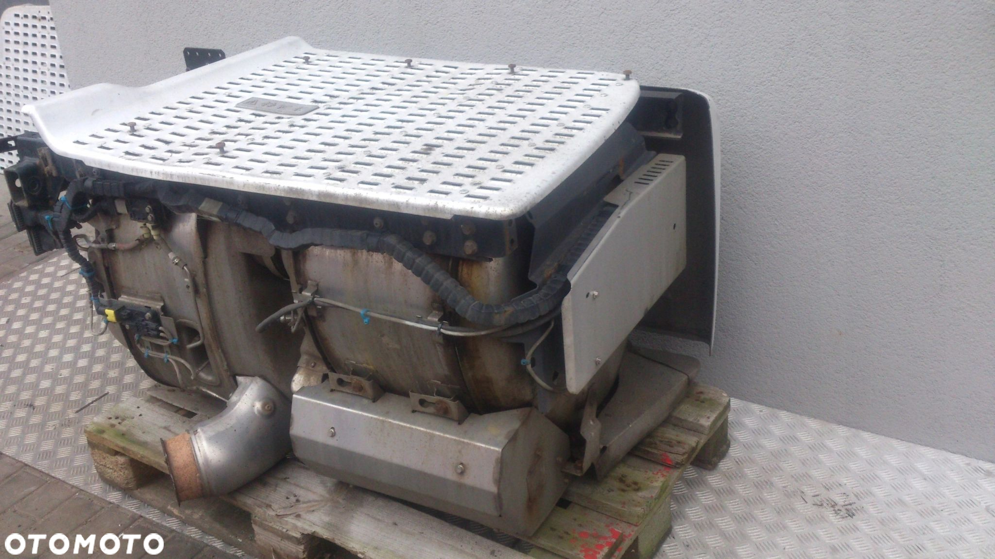 WÓZEK KATALIZATOR DPF XF 106 EURO 6 - 4