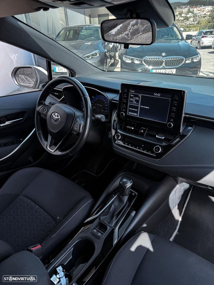 Toyota Corolla 1.8 Hybrid Comfort — photo 5