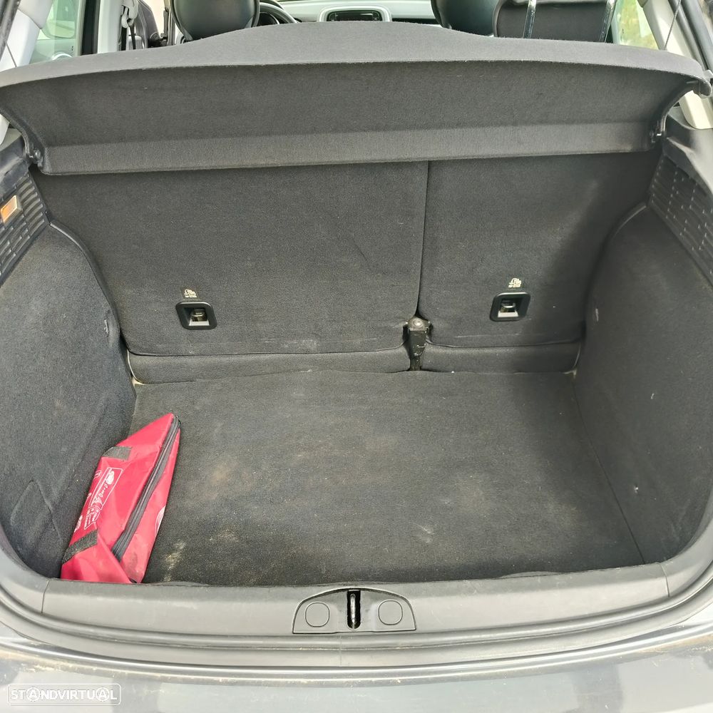 Fiat 500X 1.3 MJ City Cross S&S - 10