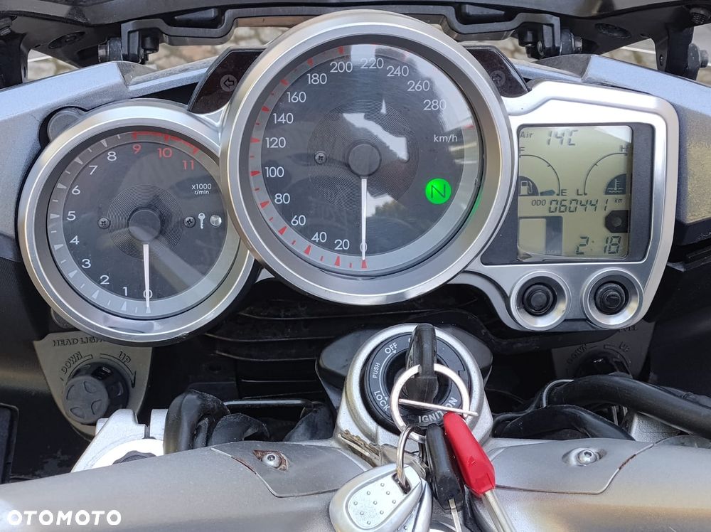 Yamaha FJR - 34