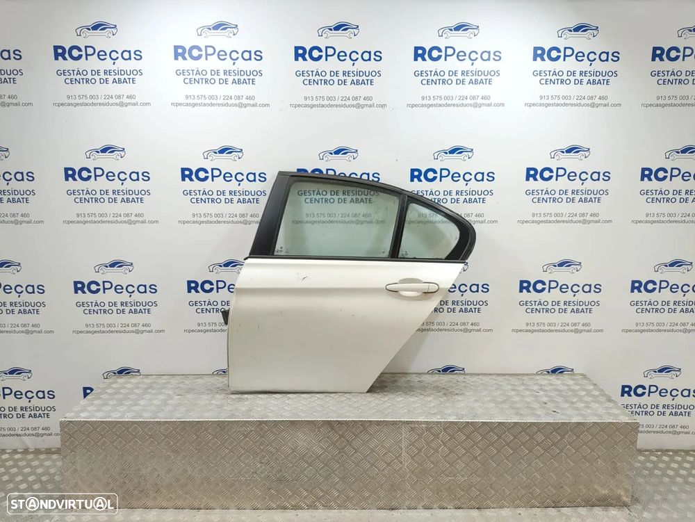 Porta Tras Traseira Esquerda BMW Serie 3 F30 Sedan Carro 2011 a 2018 - 1