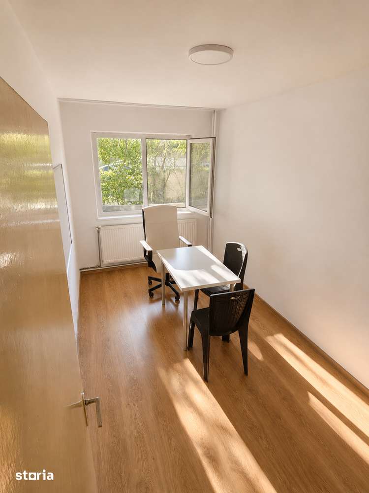 3 camere parter, bloc cărămidă | Libertății | 49 mp utili+ 2 balcoane — fotografia 3