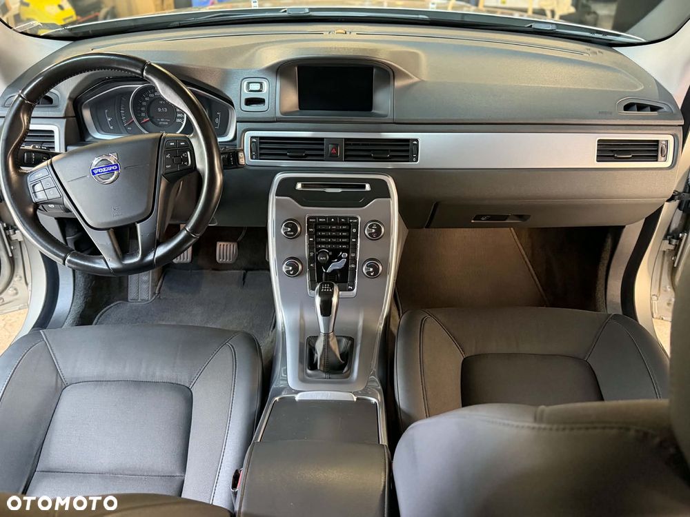 Volvo V70 D2 Linje Classic - 12
