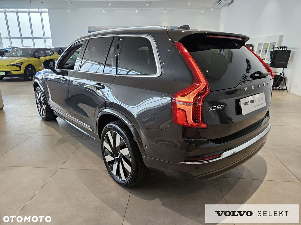 Volvo XC 90 - 8