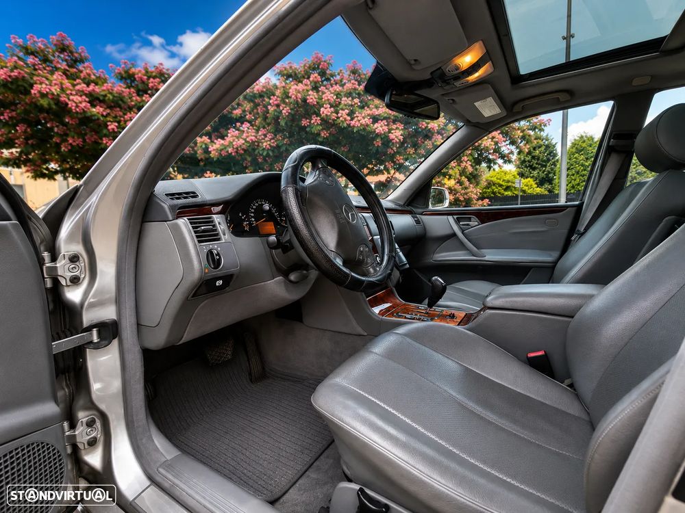 Mercedes-Benz E 220 - 7