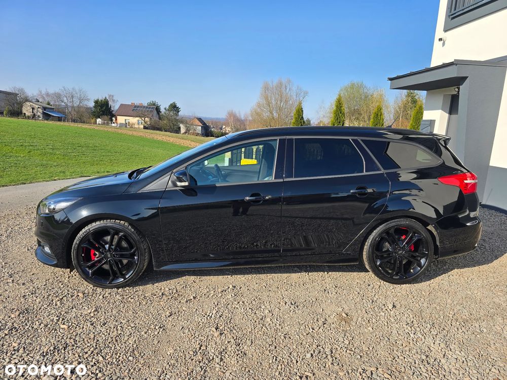 Ford Focus - 4