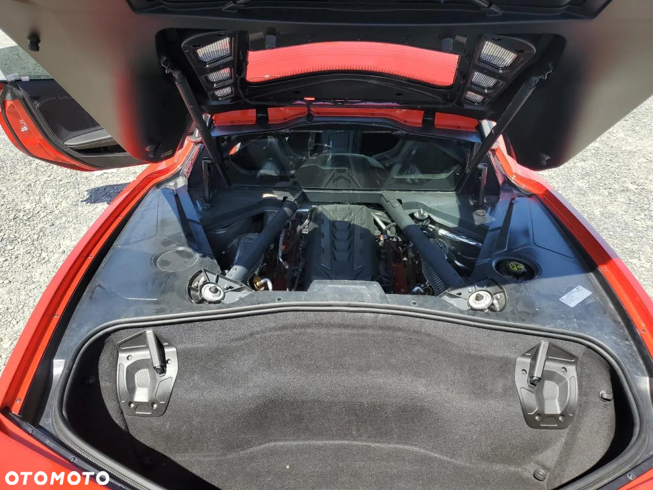 Chevrolet Corvette Stingray 2LT 6.2 V8 Automatik - 14