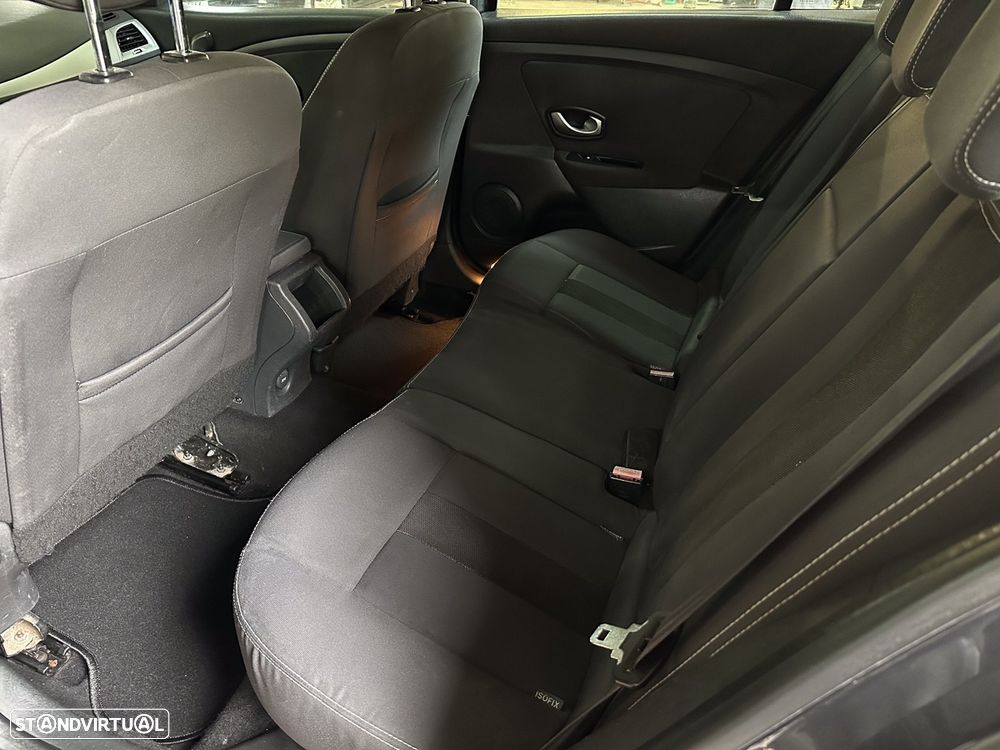 Renault Mégane Sport Tourer 1.5 dCi Dynamique - 6