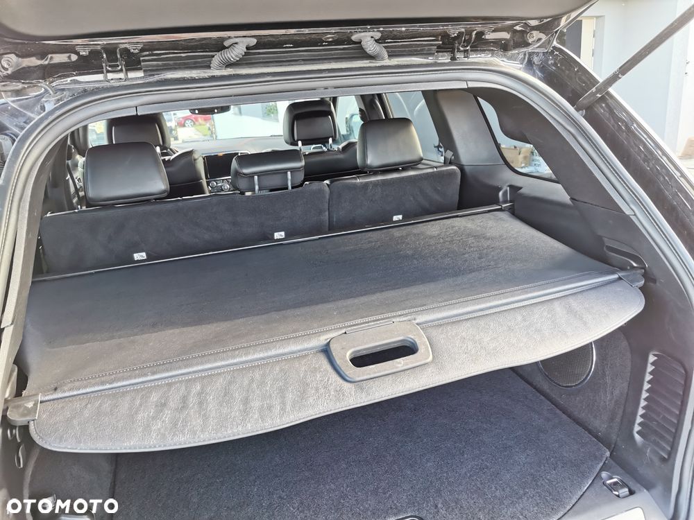 Jeep Grand Cherokee - 30