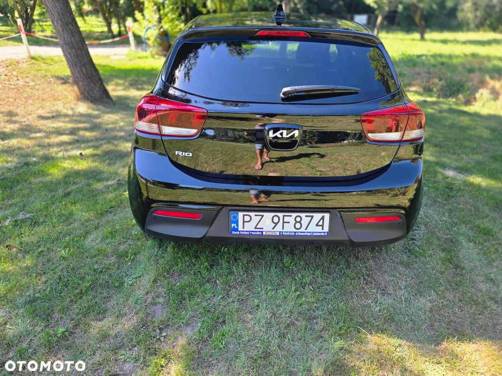 Kia Rio 1.2 Edition 7 - 11